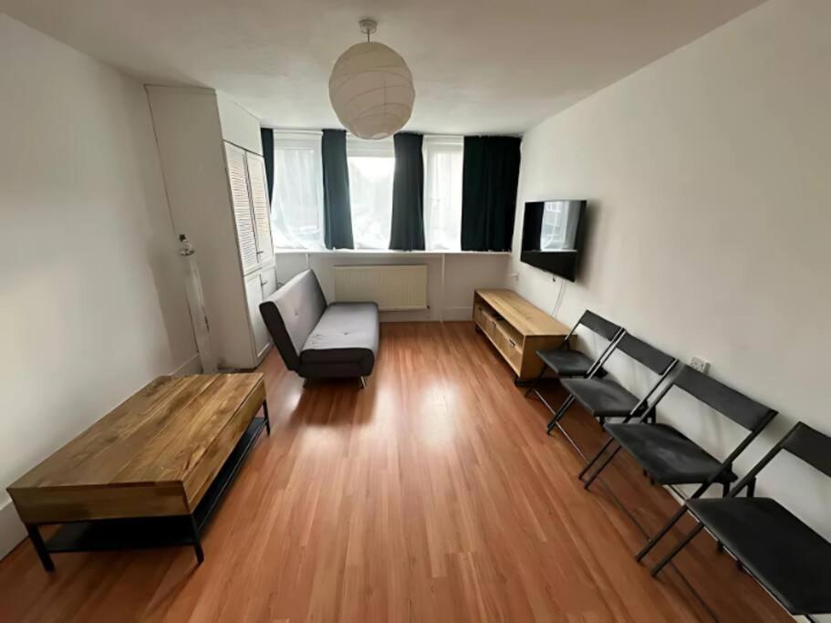 Appartamento Steps From Kings Cross Station! *